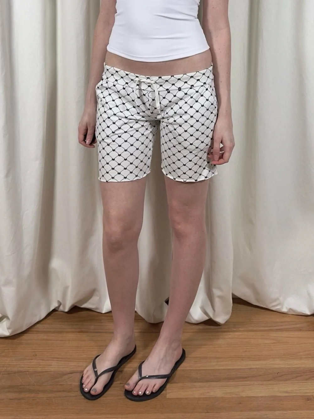 Low Rise Primp Sweat Shorts - Picture 3 of 8